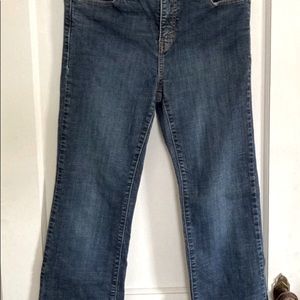 Levi Jeans perfectly slimming